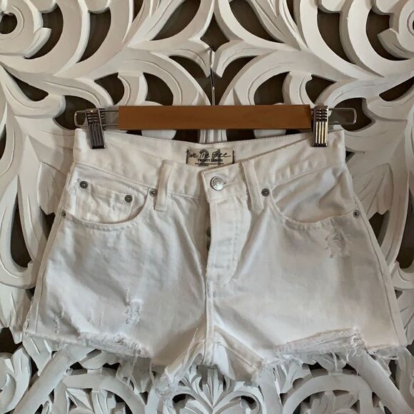 Free People Sophia White Denim Short - Picture 3 of 12